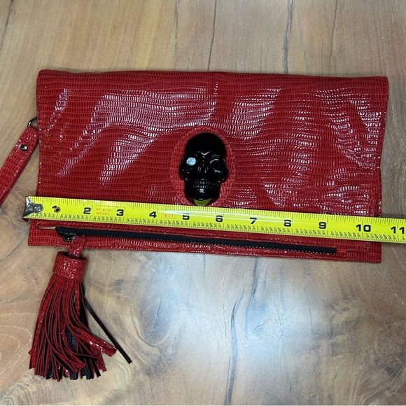NWOT Prison Art Red Panther Serpento Clutch - Picture 7 of 9